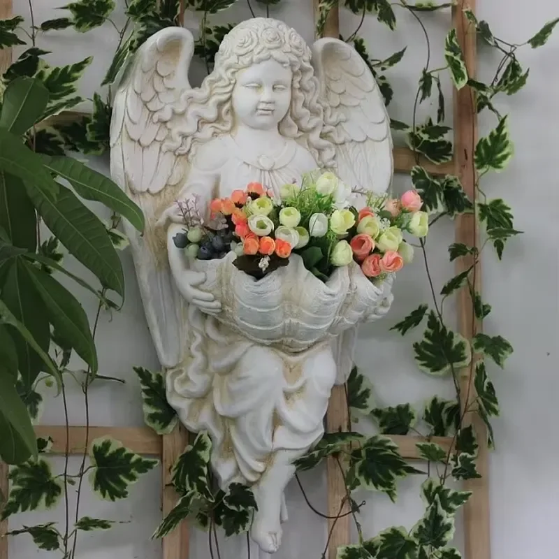Creative European-style Vintage Fiberglass Angel Floral Hanging Wall Decoration with Pendant Design