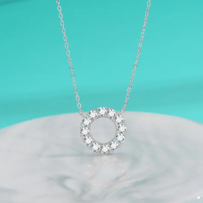 

18-каратное белое золото 1,2 карата с муассанитом, полнорядное бриллиантовое ожерелье для девочек, нишевый кулон, платина Pt950, роскошный персонализированный круглый замок