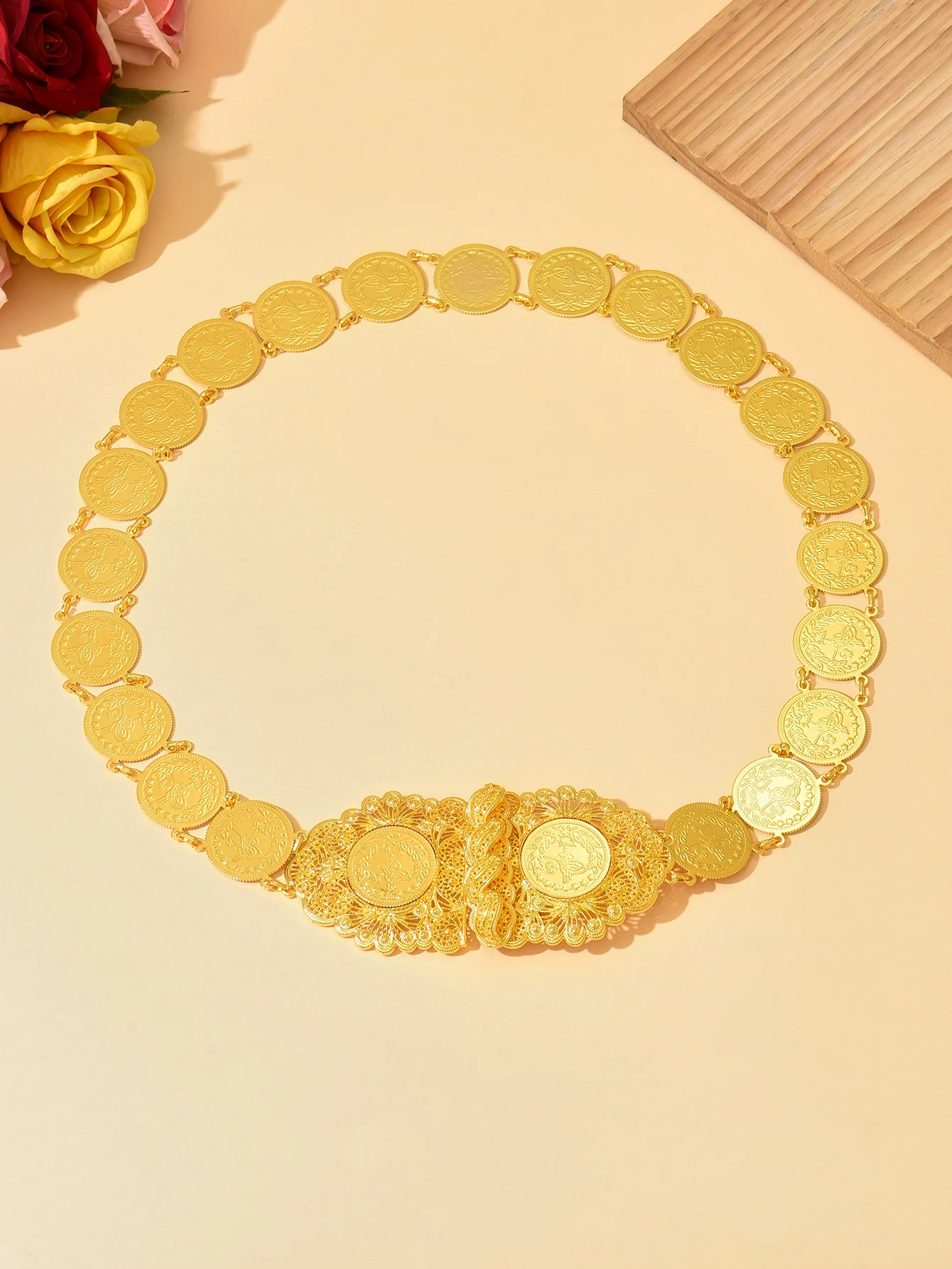 

Coin-shaped golden Arabian-style bridal belt for ethnic wedding accessories, luxurious Algerian long robe wedding sash