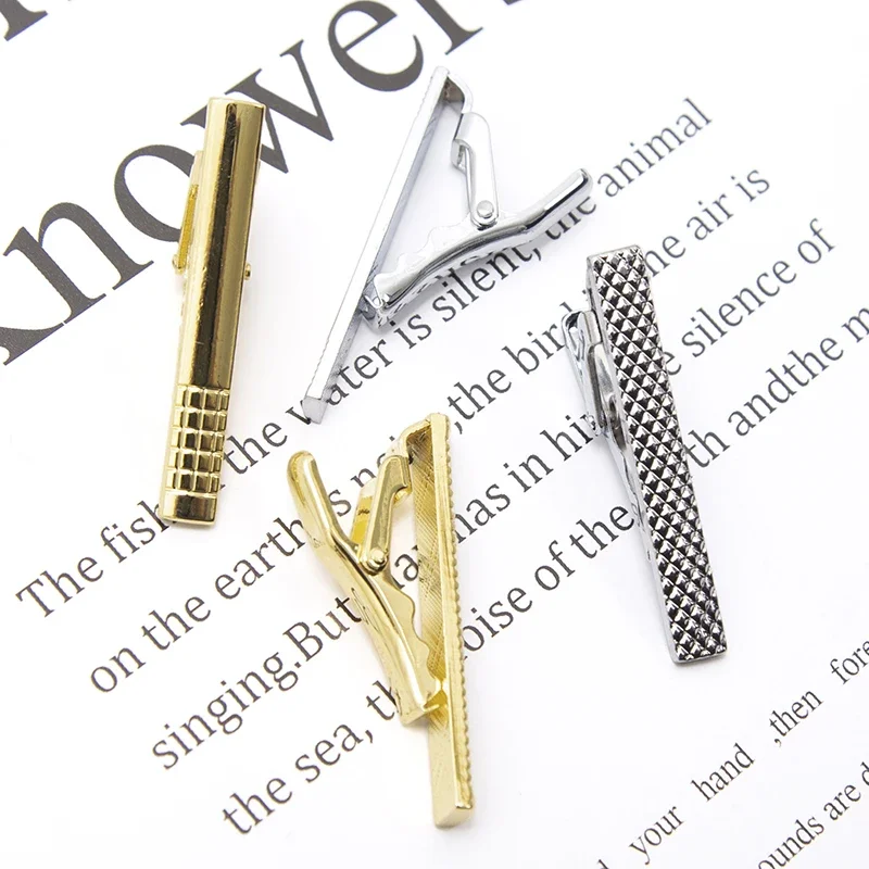 Men's Short Luxurious Tie Clips Simple Style Pin Clasp Gold Color Classic Business Necktie Clip Classic Men Jewelry Accessories