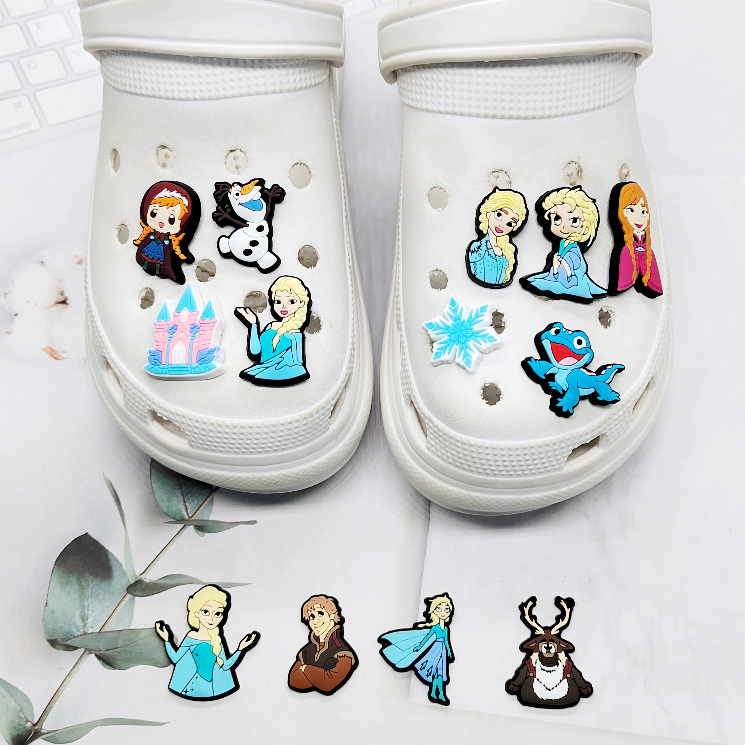 1-13 Uds. Miniso Disney princesa de dibujos animados Frozen Elsa Anna PVC accesorios de colgantes para zapatos hebillas para zapatos pulseras aptas regalo para niñas