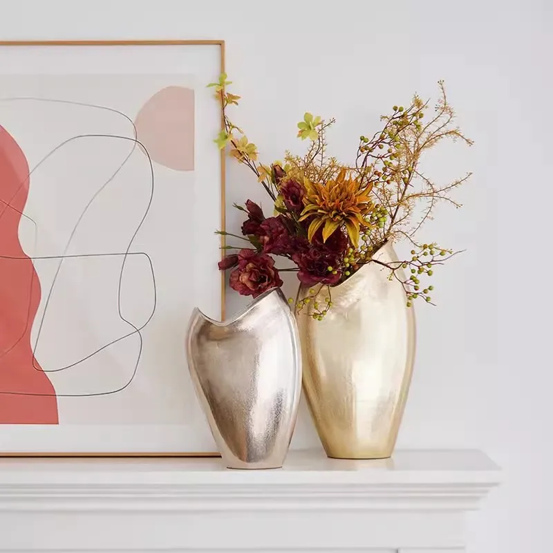 Gold and silver dried flower vase ornament model room hotel living room entrance flower ware soft decoration