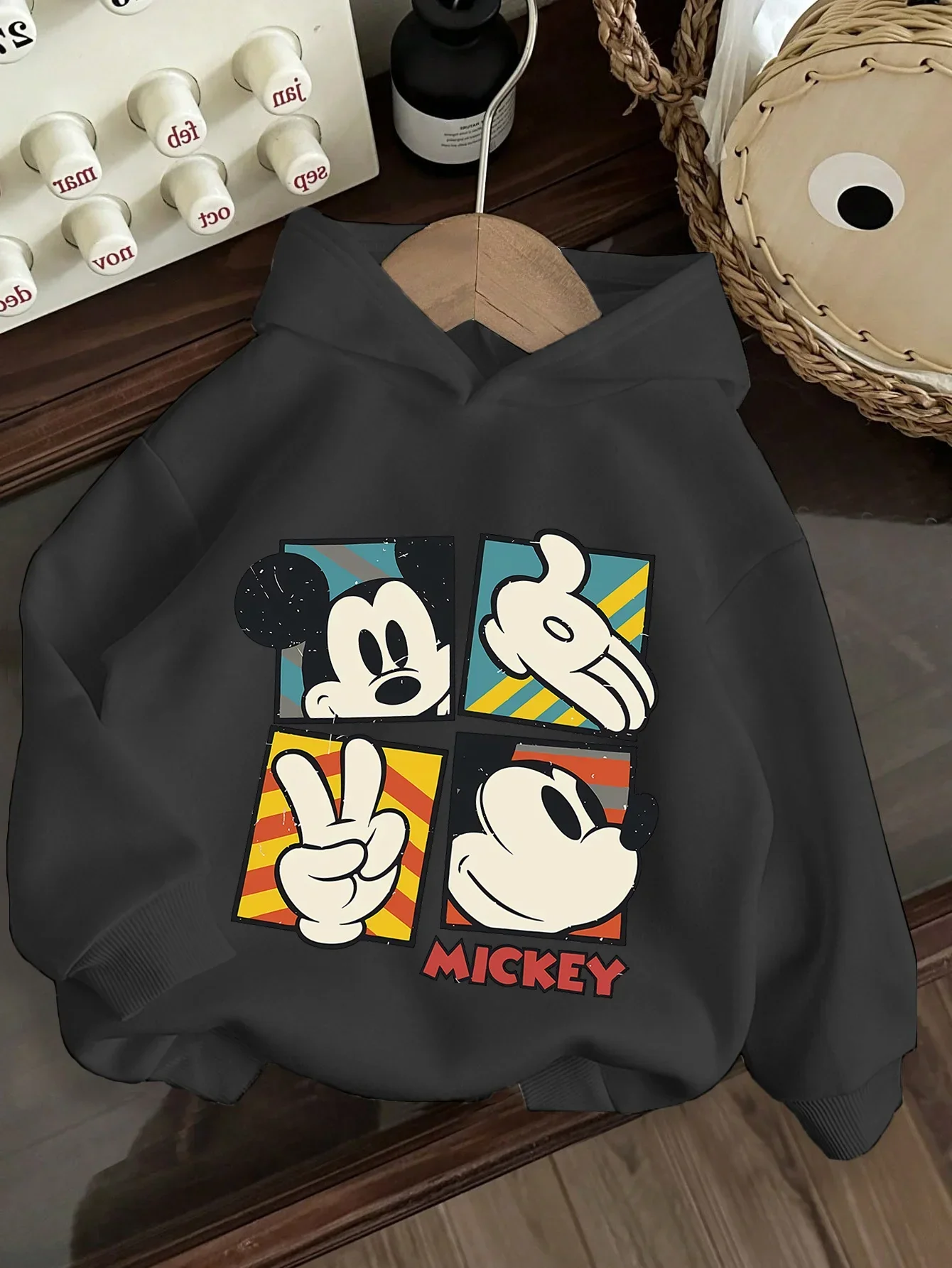 

Disney's New Cute Mickey Mouse Minnie Children's Top Fashion Boys Sweet Girl Warm Casual Soft Loose Outdoor Hoodie Autumn Winter