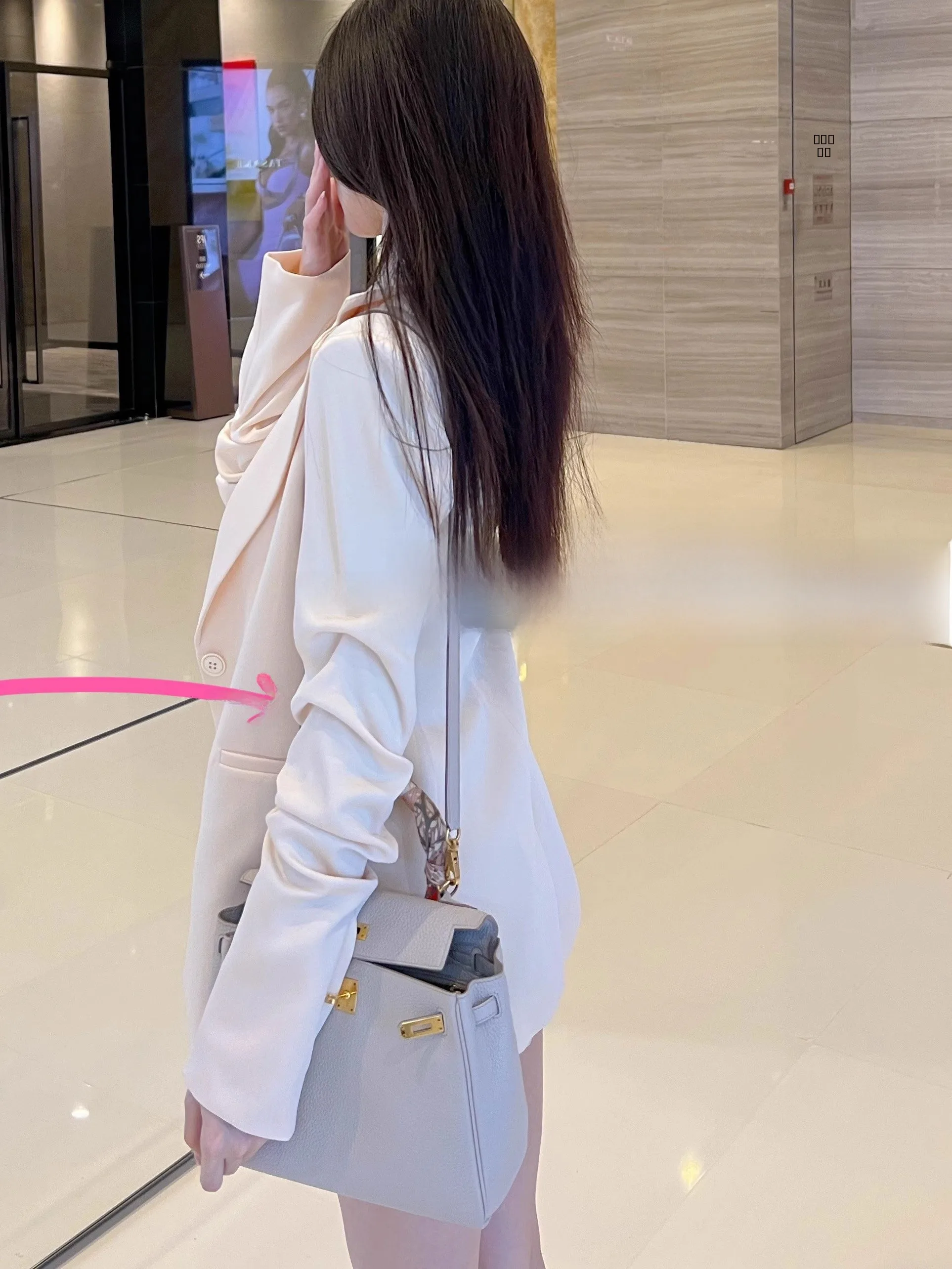 

Winema Snow Women's Unique Sle Suit Jaet Not Easy to Repeat Faionable And Low-profile Long Sve Autumn Collection