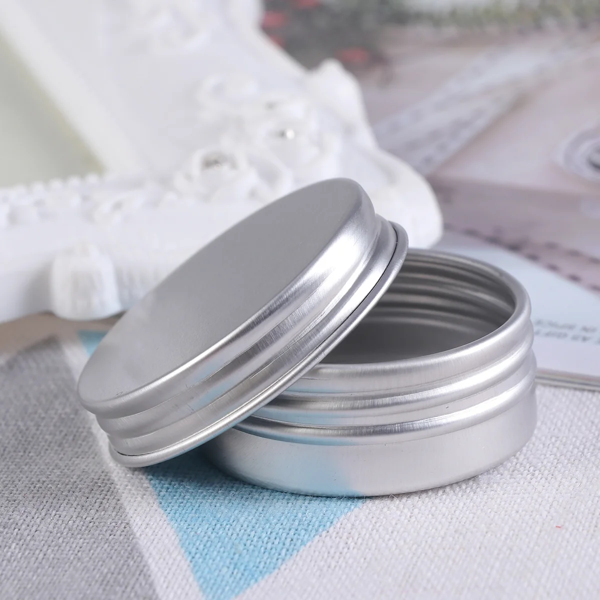 

Empty Can Container Cream Jars with Lids Packaging Travel Containers for Toiletries