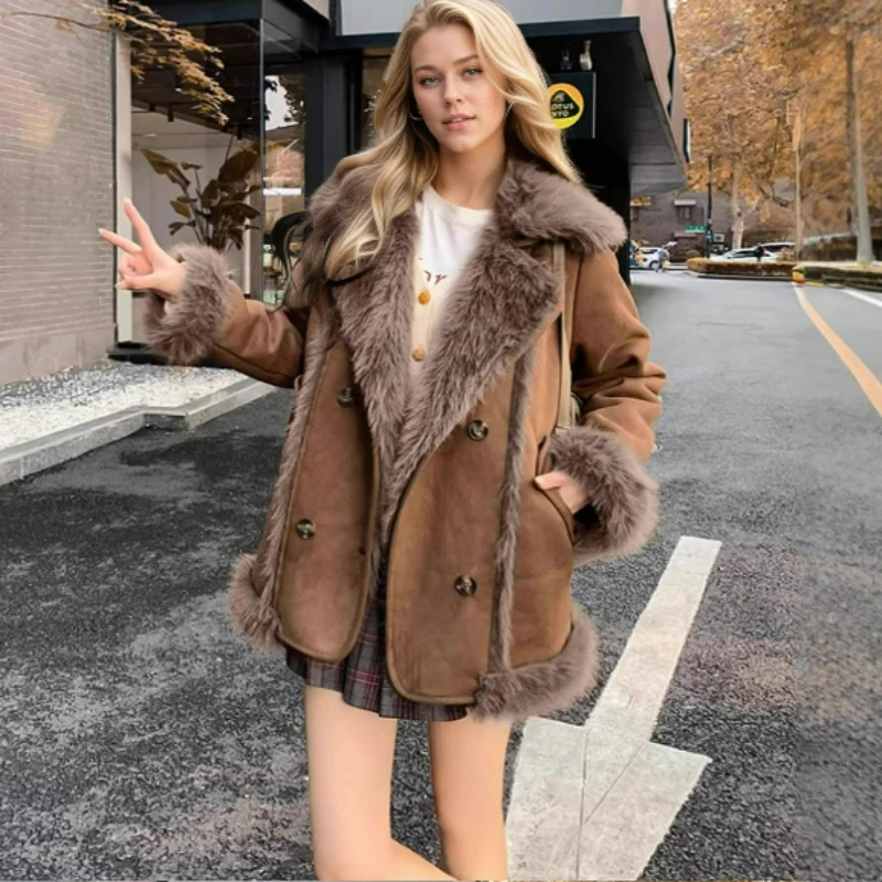 2026 Herbst/Winter Eine neue Mode Vielseitige lässige warme Oberbekleidung Europa Amerika Stil Eleganter stilvoller Pelz-Kurzmantel für Frauen