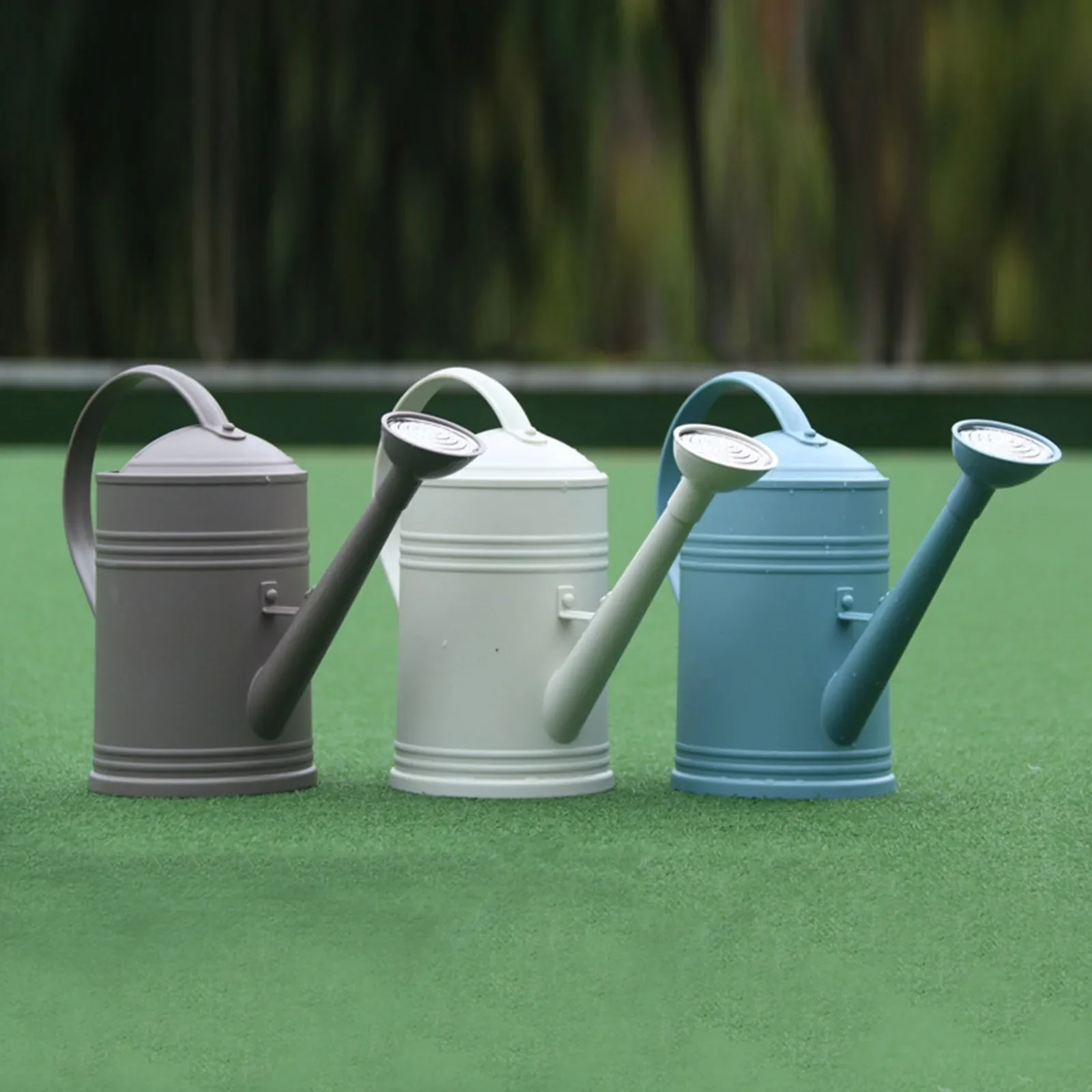 Plastic Watering Can Simple Imitation Iron Sheet Watering Pot with Long Spout Sprinkler Gardening Tools Household Watering Can