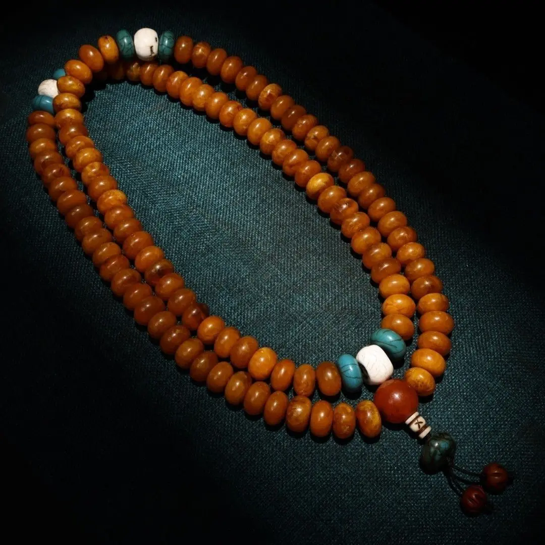 Treasure old collection Xizang old beeswax 108 beads weight 310 grams, bead diameter about 2.0 meters
