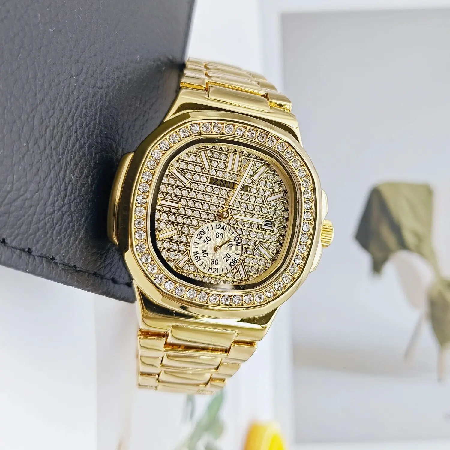 ساعة رجالية مربعة كاجوال من سلسلة نوتيلوس ماسية كاملة الراقية، عصرية، بسيطة، فريدة من نوعها، رائعة، متعددة الاستخدامات، أنيقة، على طراز الشارع، مقاومة للماء، تقويم، ساعة يد رجالية عصرية