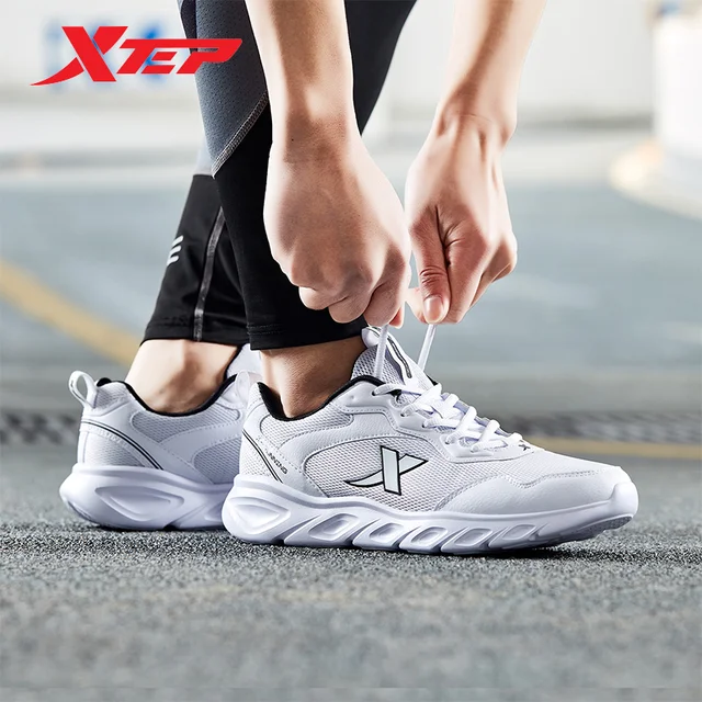 Męskie buty do biegania Xtep 2020 Wiosna Rebound Wygodne buty sportowe Trwałość Stabilność Oddychające trampki880119115036