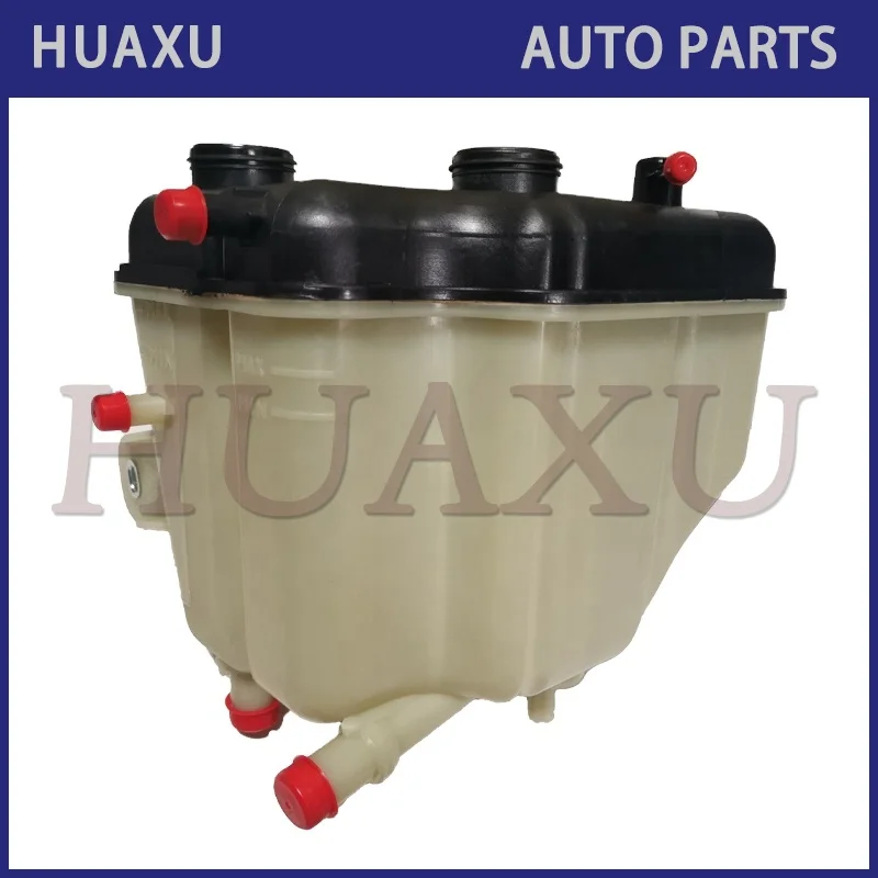 670031651 Expansion Tank Assembly Car Parts Cooling System Coolant Expansion Tank  for Maserati Ghibli  Levante Quattroporte