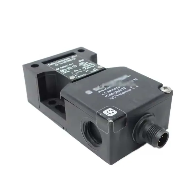 Brand New Original  AZ16-02ZVRK-ST Safety Interlock Switch