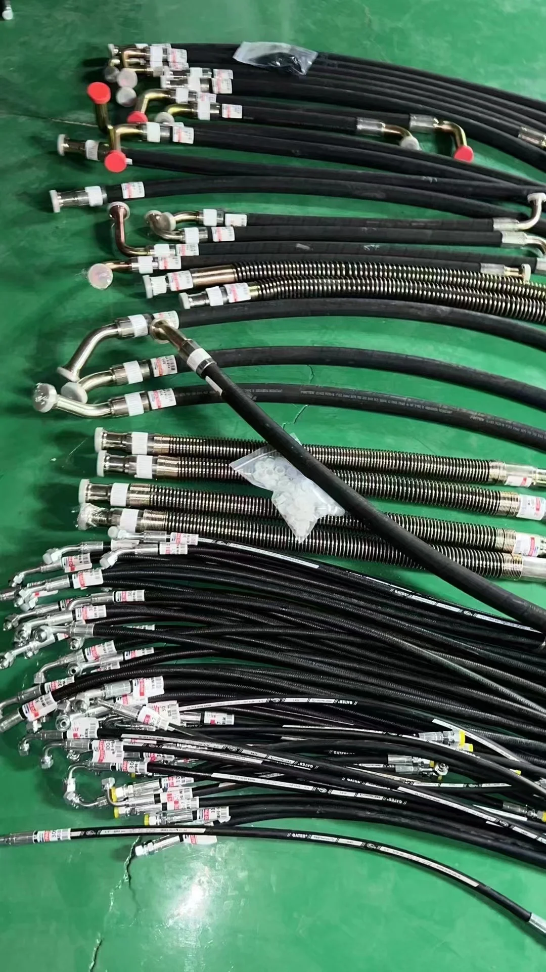 Bagger-Hydraulikschlauch (stahldraht verstärkt) und Armaturen – hochdruckbeständiges, ölbeständiges Gummi, für die Baustelle