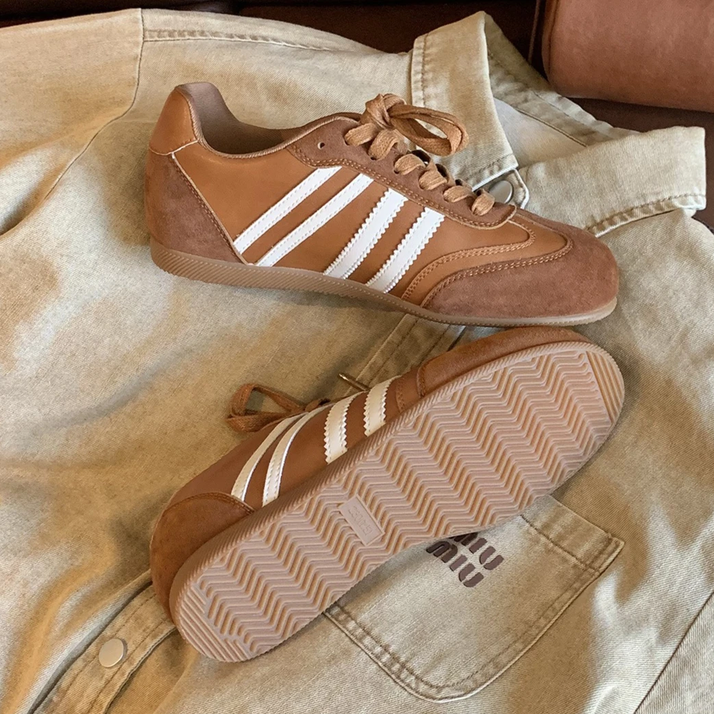 Fashion Women Casual Sport Shoes Genuine Leahter Striped Flat Skate Shoes Street Cool Sneaker