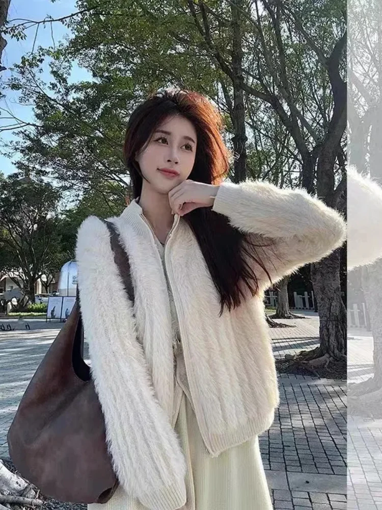 2025 New Autumn and Winter Style Faux Mink Fur Jacket, Women's Knitted Warm and Thick Outer Cold Resistant Cardigan Coat