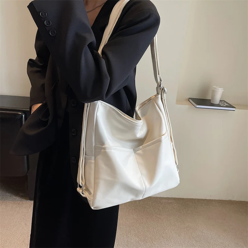 LEFTSIDE Women\'s Big Leather Retro Crossbody Bag Ladies Handbags 2023 Korean Fashion Y2K New High-capacity Shoulder Bag