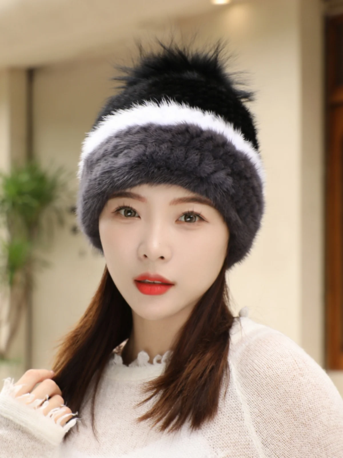 

Real Mink Fur Hat with Fox Fur Ball Earmuffs Protective Cap Winter Hat for Women Russian Trapper Autumn Hat Beanie Fall Bonnets