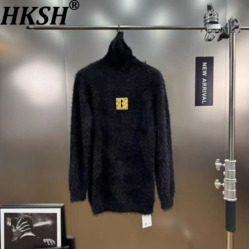 

HKSH Autumn Winter New Woman Sweater Turtleneck Long Sleeve Metal Decoration Versatile Elegant High-end Ins Knitted Tops HK15241