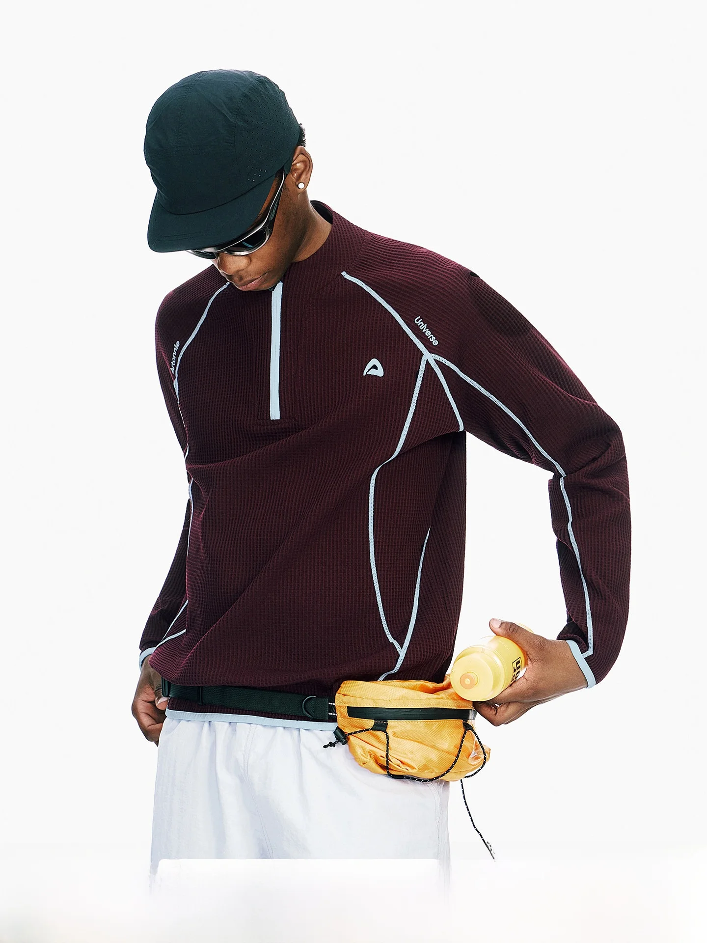 ARTANNIE American Style Long Sleeve T-Shirt Couple Match Sports Contrast Color Half Zipper Men's Standard Fit Polyester Fiber