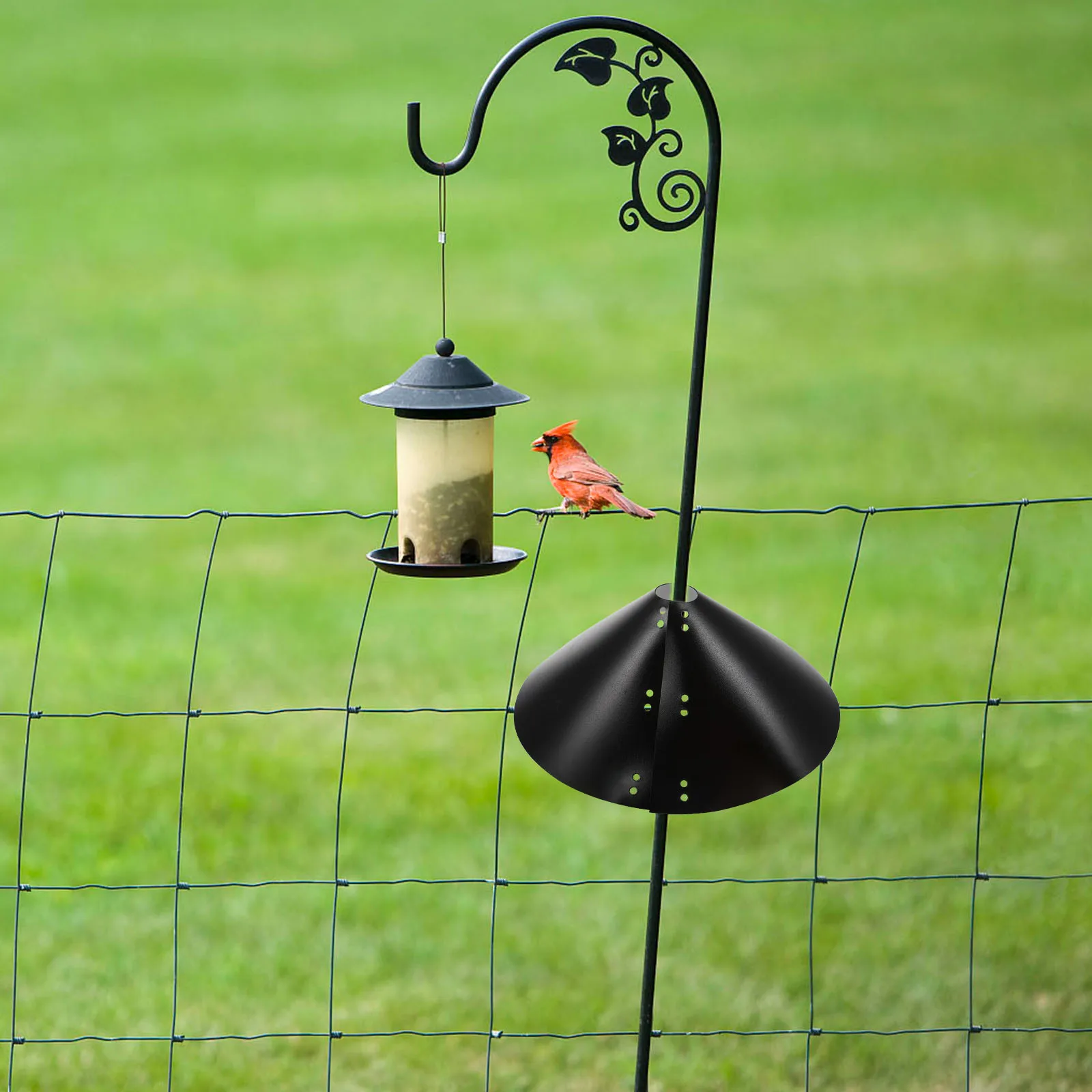 

Squirrel Proof Durable Anti Rust PVC Bird Feeder Protector Birds Feeder Protector Garden Decor Hanging Outdoor