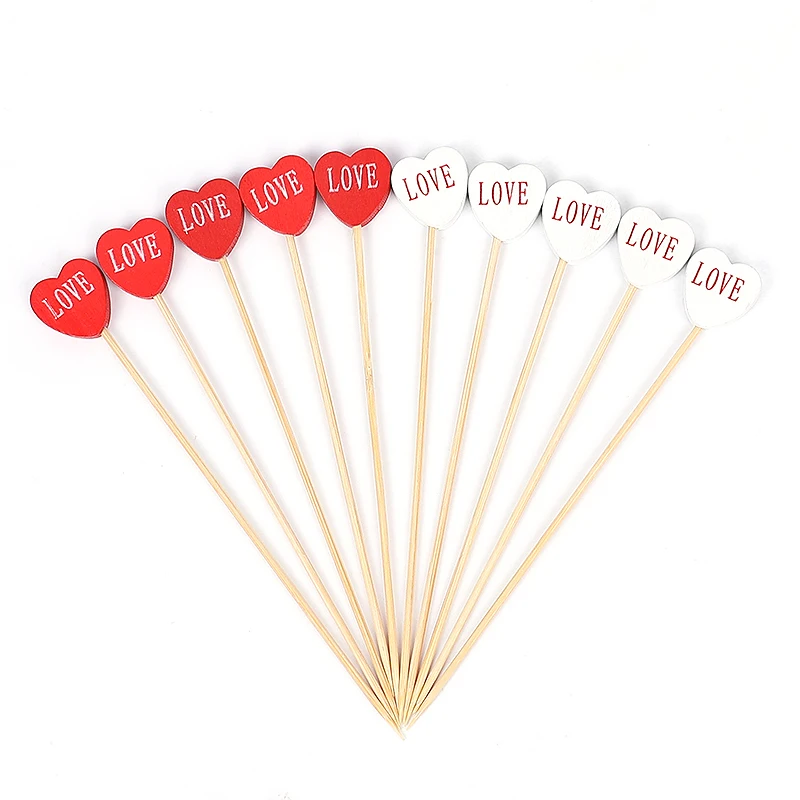 100pcs Red Heart Fruit Sticks Love Heart Disposable Bamboo Stick Buffet Fruit Fork Cocktail Skewer Valentines Day Wedding Decor