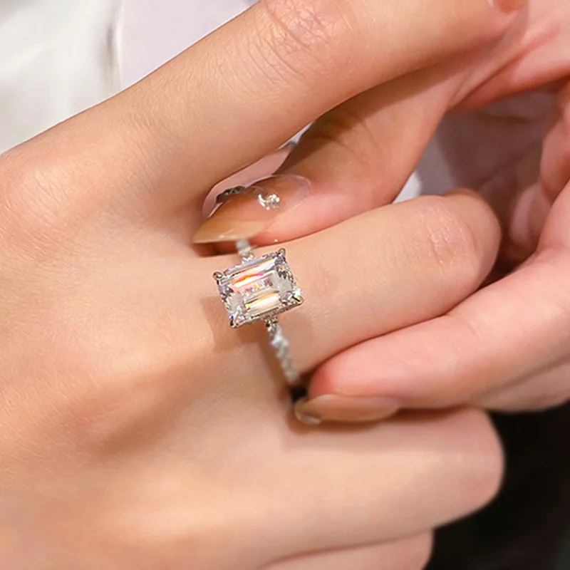 Xiaoyan S925 Silver High Carbon Diamond Ring Fashion 7 * 10 Rectangular Candy Ring Anniversary Commemorative Gift