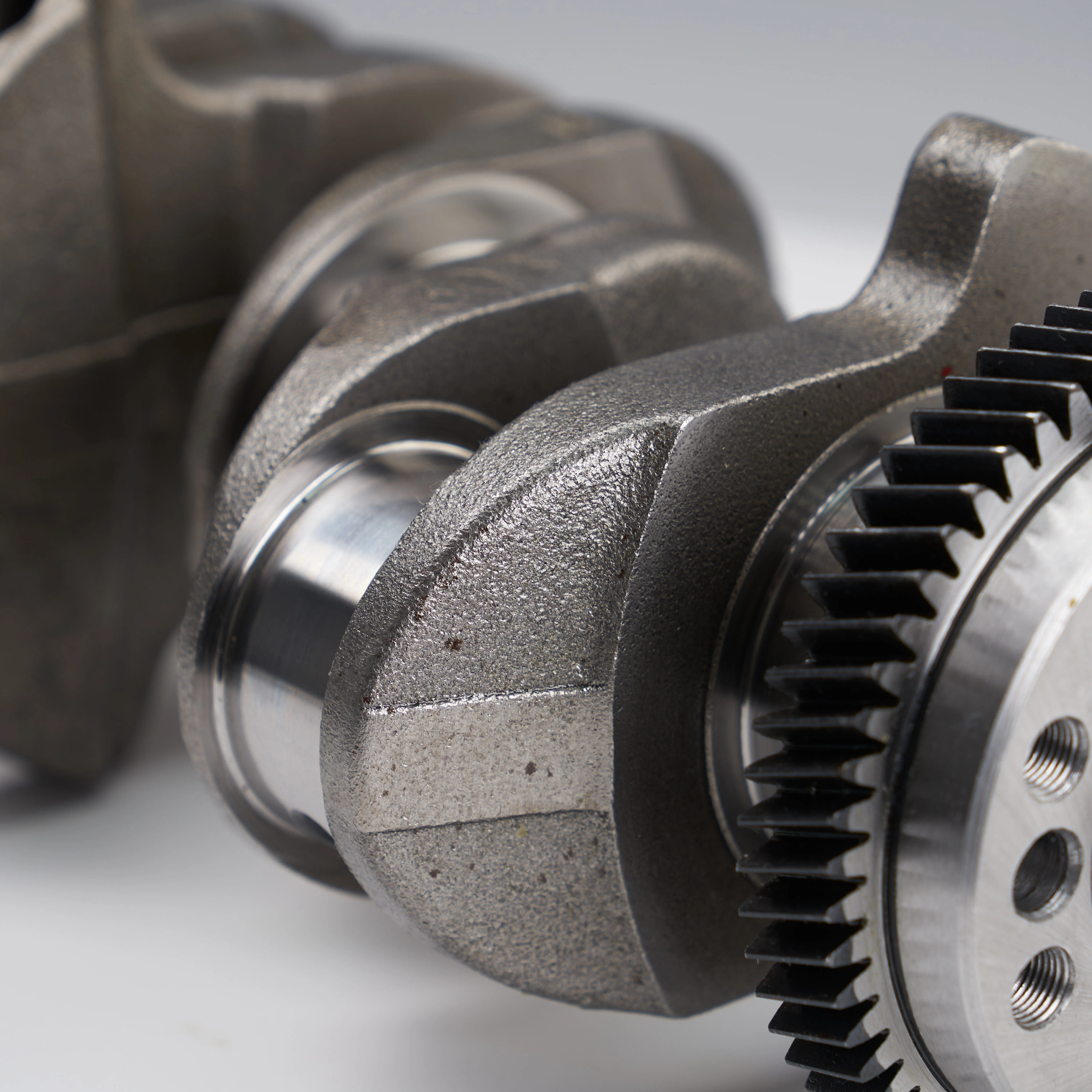 

A6510302501 A6510302401 A6510300401 Crankshaft For Mercedes Benz SPRINTER 3-t 4.6-t 5-t B906 210 213 216 416 510 513 516 CDI