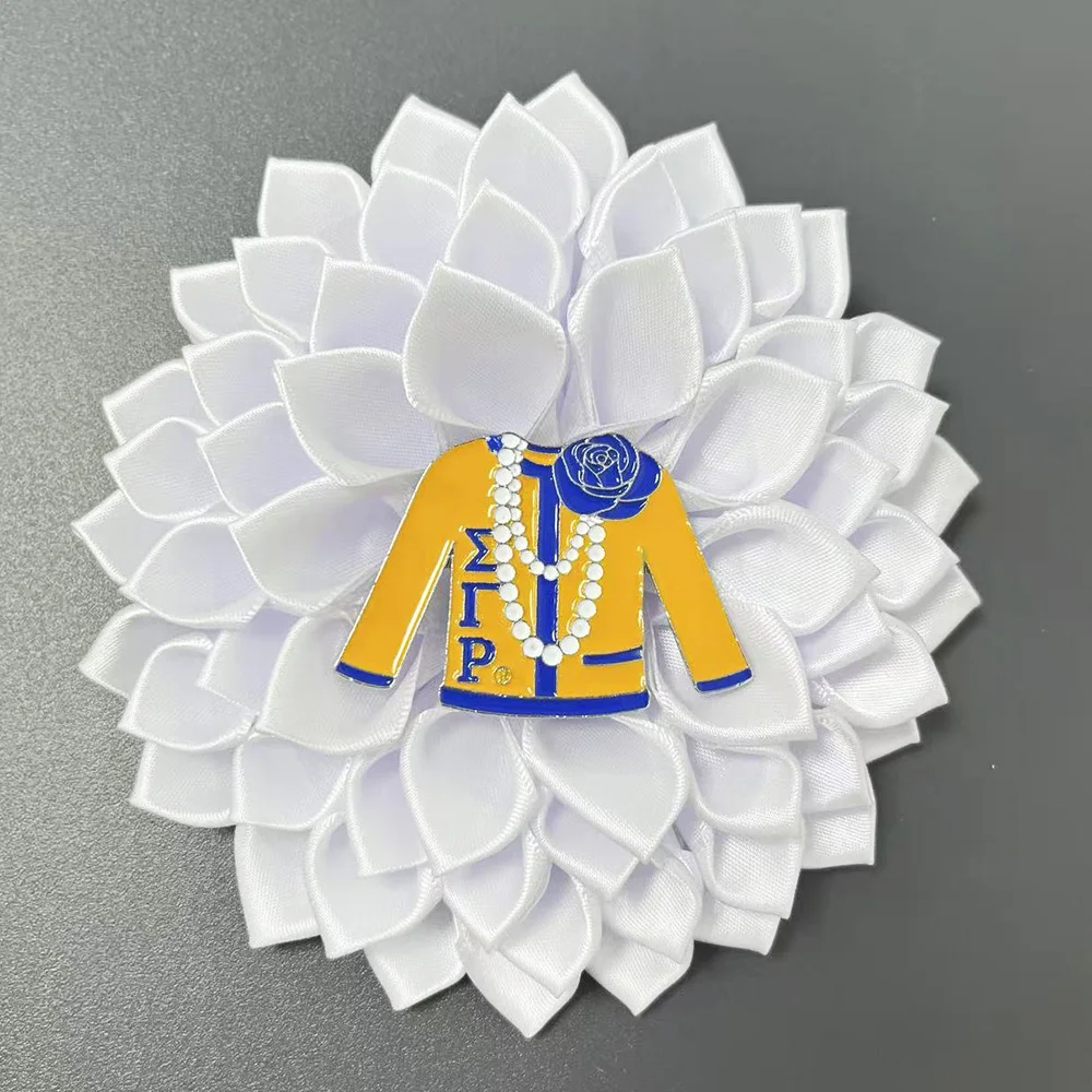 Sigma Gamma Rho Corsage / Brooch