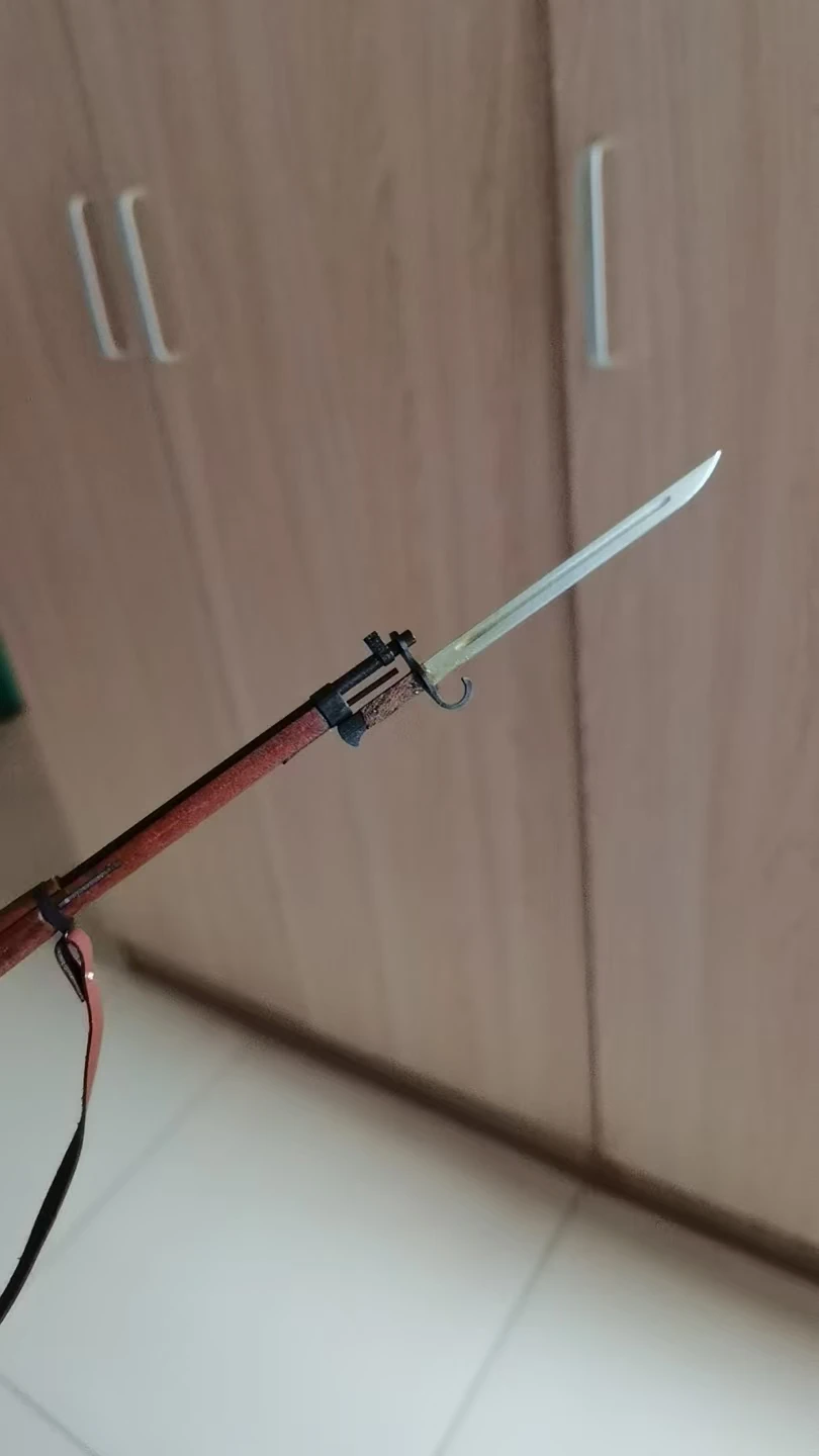 1:6 اليدوية سلسلة الحرب العالمية الثانية مسدس لعبة خشب متين معدن نوع 38 بندقية تجميع نموذج بندقية لشخصيات العمل