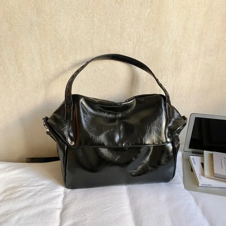 

Новая модная корейская женская сумка-тоут 2026 года, однотонная, вместительная, текстурированная, персонализированная, на плечо