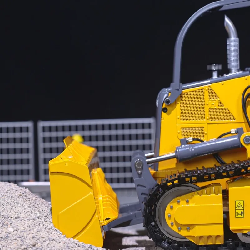 

LESU RC 1/14 Scale Painted Assembled Metal Hydraulic Bulldozer 850K Black Track Remote Control Dozer Truck Light Model TH22777