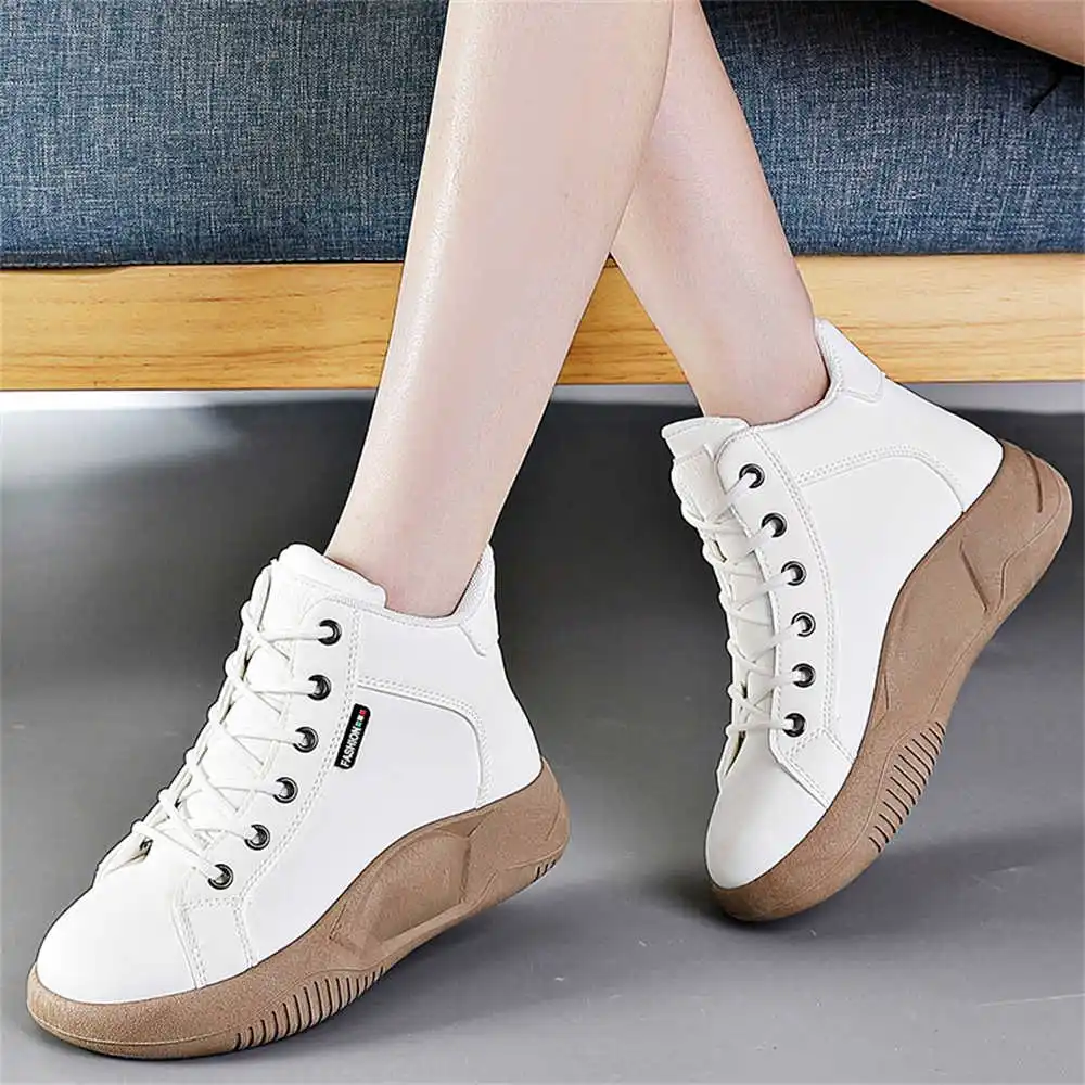 

Женские кроссовки из натуральной кожи второго цвета, синяя повседневная обувь, женская новинка, спортивная широкая нога, уникальная Прямая доставка, низкое предложение