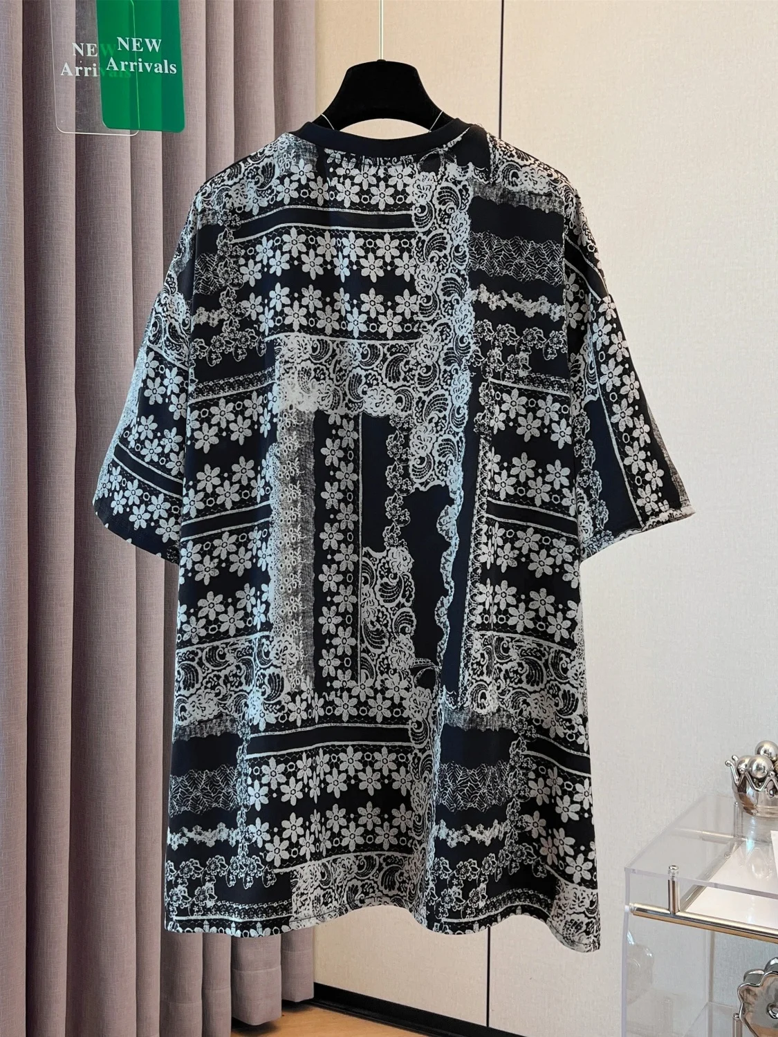 Laid-ba Sle décontracté ample Faion artistique été T-shirt femmes vêtements rétro haut de gamme sentiments paresseux vent haut