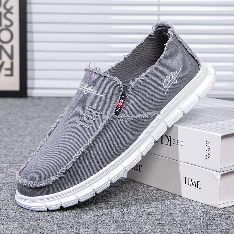 Men's Washed Canvas Shoes Anti Slip and Wear-resistant Driving Shoes Loafers