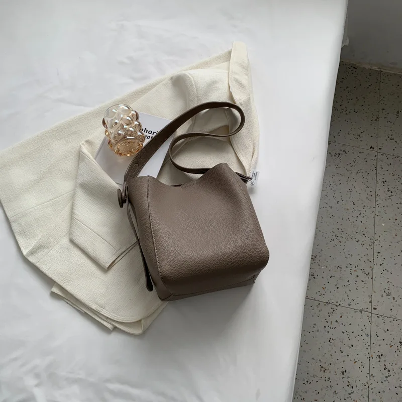 Bucket Shoulder Side Bags For Women 2024 Female Designers Trend Small Leather Crossbody Bag Purses And Handbags image 5
