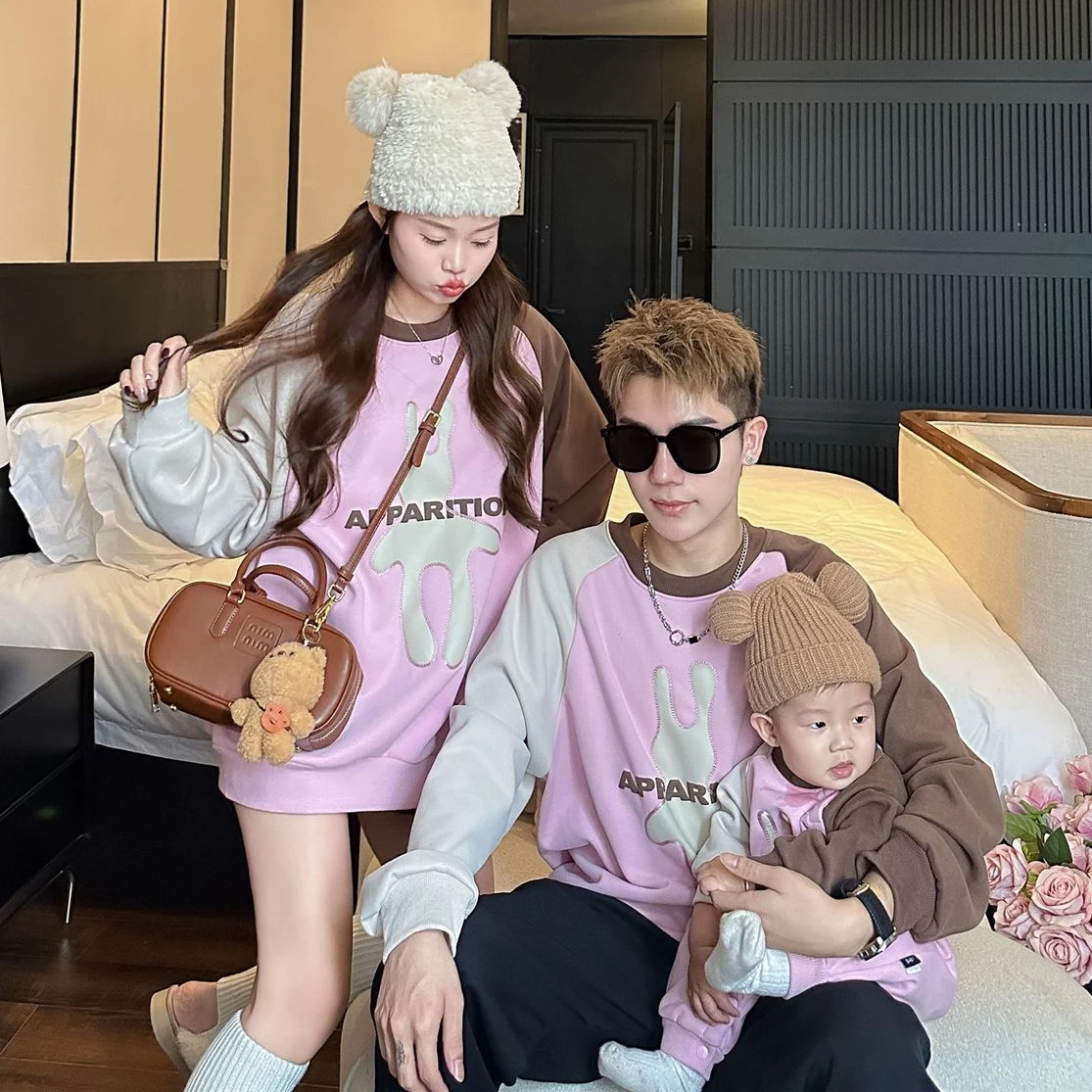 Winter Warm Sweatshirts for The Whole Family Thick Long Sleeve Tops Mom Dad Son Daughter Matching Clothes Korean Baby Bodysuit