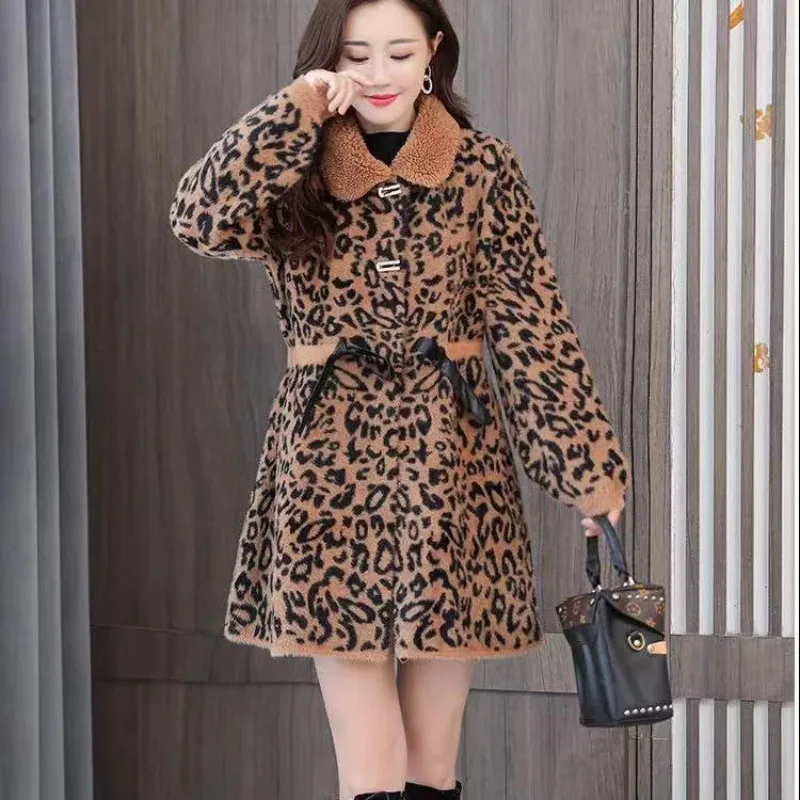 Autumn Winter New Korean Medium length leopard print Women Jacket Fashion Imitate Mink Velvet Coat Female Woolen Coat Overcoat