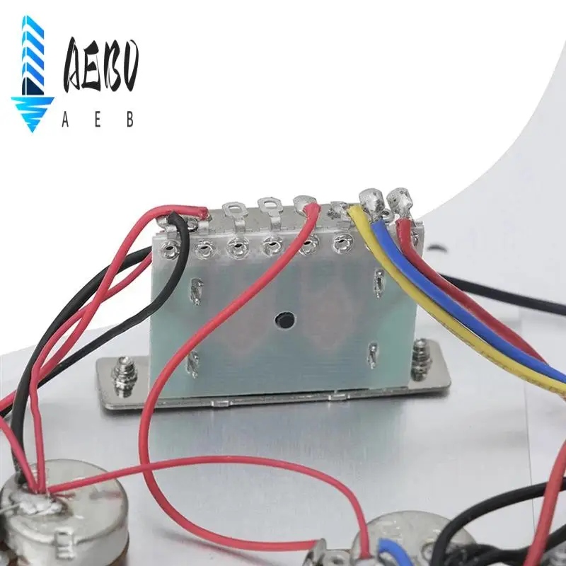 

AEB0-2 шт., белые аксессуары для электрогитары для ST Three Single, панель для электрогитары, крышка для электрогитары