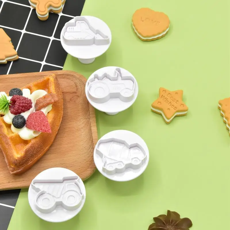 4pcs 3D Car Plane Cookie Cutter Biscuit Mold Train Vehicle Transportation Baking Stamp Press Plunger Sugarcraft Fondant Cutters
