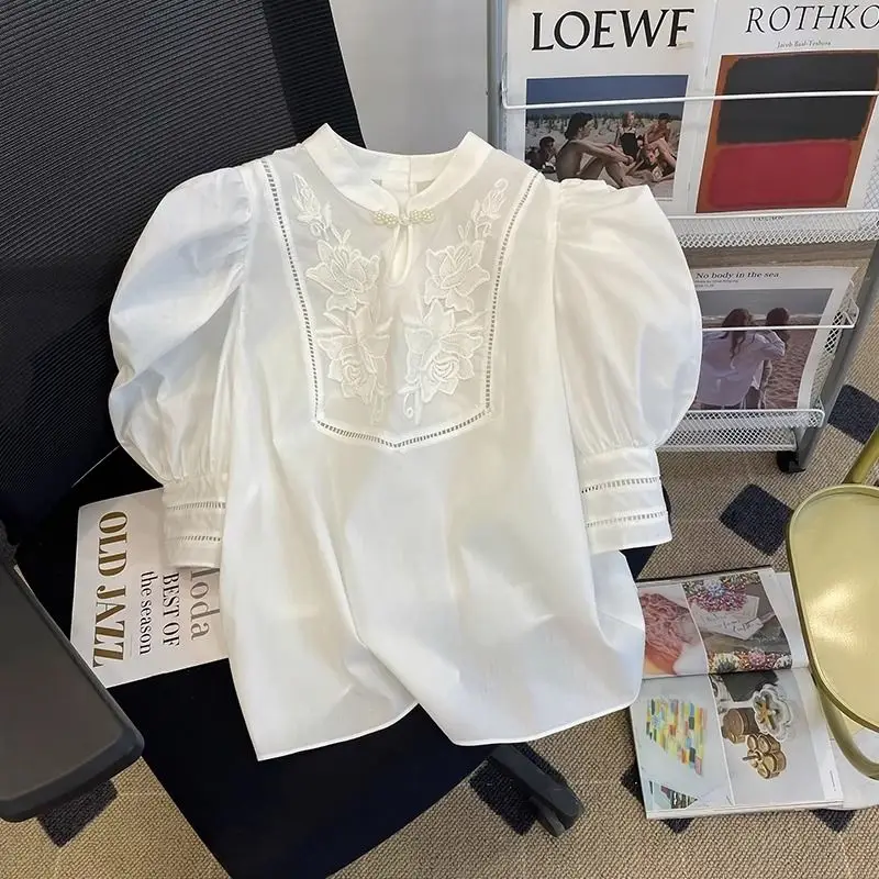 

Korejpaa 2024, летняя белая рубашка, элегантный воротник-стойка, вышивка, женские топы, верхняя одежда, нежные пышные рубашки с короткими рукавами, Roupas Femininas