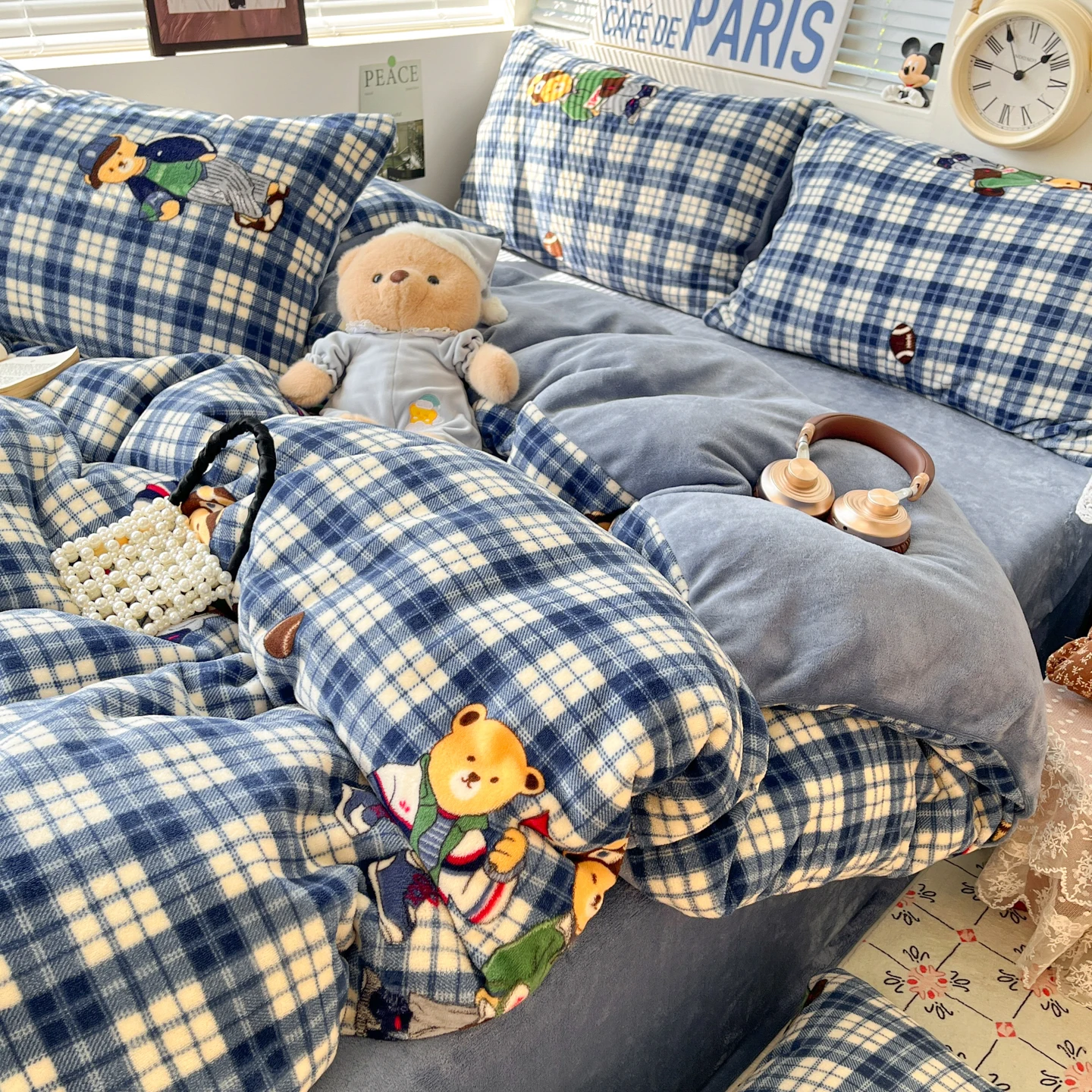 غطاء لحاف من الفلانيل الفاخر، فراش هيبوالرجينيك فائق النعومة ودافئ ومسامي، متين وسهل العناية مع سحاب للإغلاق