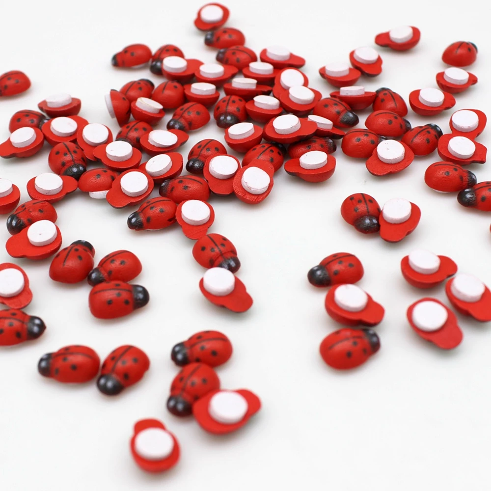 100 Pieces/Lot Bee Ladybug Button Technology Children's Clothing Scrapbook Refrigerator Wall DIY Hand Accessories