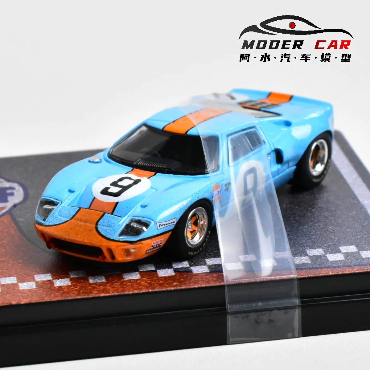 Zoom 1:64 GT40 Mk1 Gulf Diecast Model Car