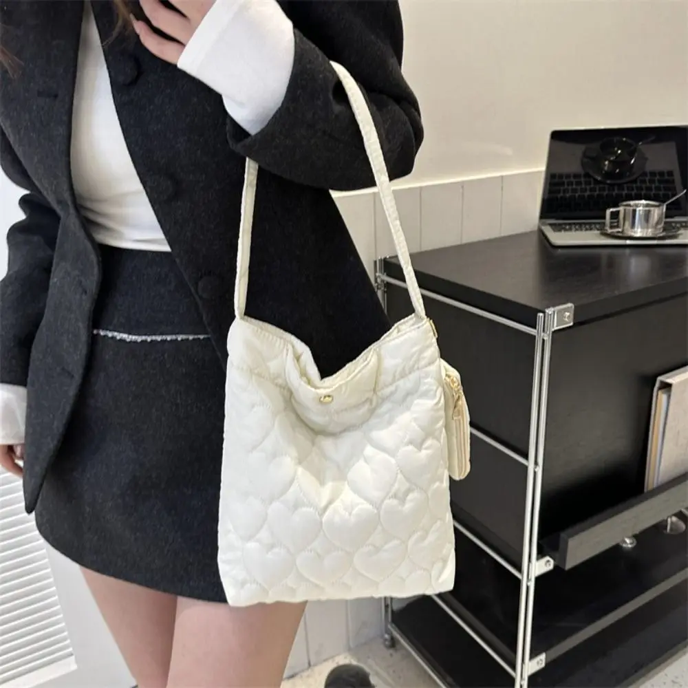 Bolso de mano de algodón espacial de estilo coreano, bolsa de nube de gran capacidad a cuadros con colgante, bolso de mano de Color sólido con monedero para mujer