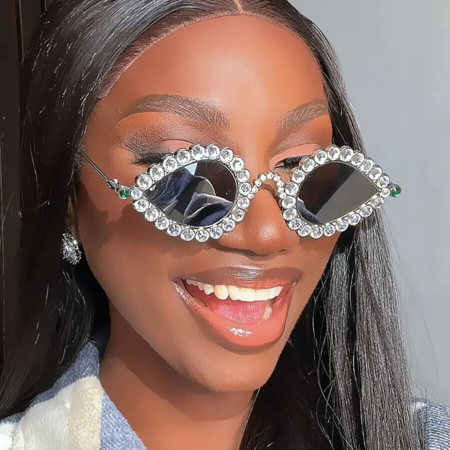 Oculos-de-sol-brilhantes-de-cristal-vintage-para-homens-e-mulheres-strass-oval-pequeno-oculos-hip-hop-punk-moda-luxuosa-y2k-novo