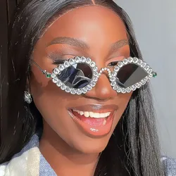 Vintage Full Crystal Shiny Y2K Sunglasses Women New Fashion Small Oval Rhinestones Luxury Sun Glasses Men Hip Hop Punk Eyewear