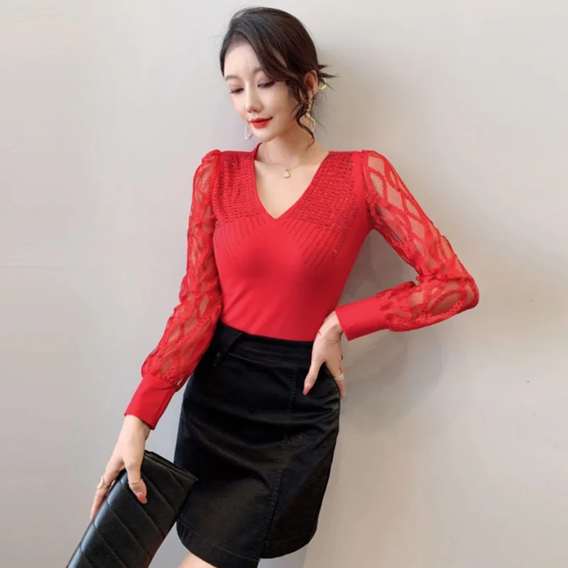 #7968 Spring Black Red Knitted T Shirt Women V-neck Diamonds Sexy Skinny Women\'s T-shirt Spliced Lantern Sleeve Korean Style