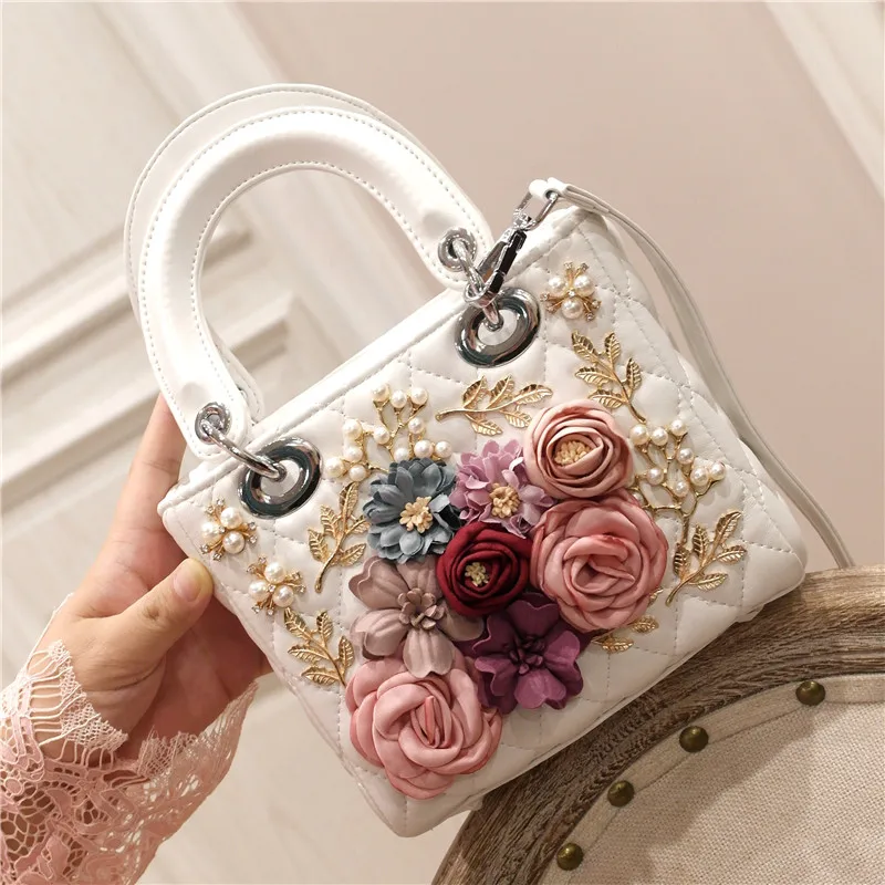 2022 Spring New Fashion Women\'s Bag Minority Flower Pearl Portable One Shoulder Messenger Bag Princess Bag Classic Versatile