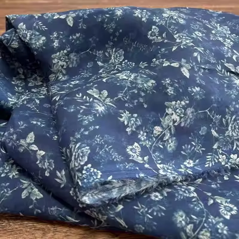 

High end pure ramie printed fabric, used for summer shirts, dresses, and hand sewn fabrics