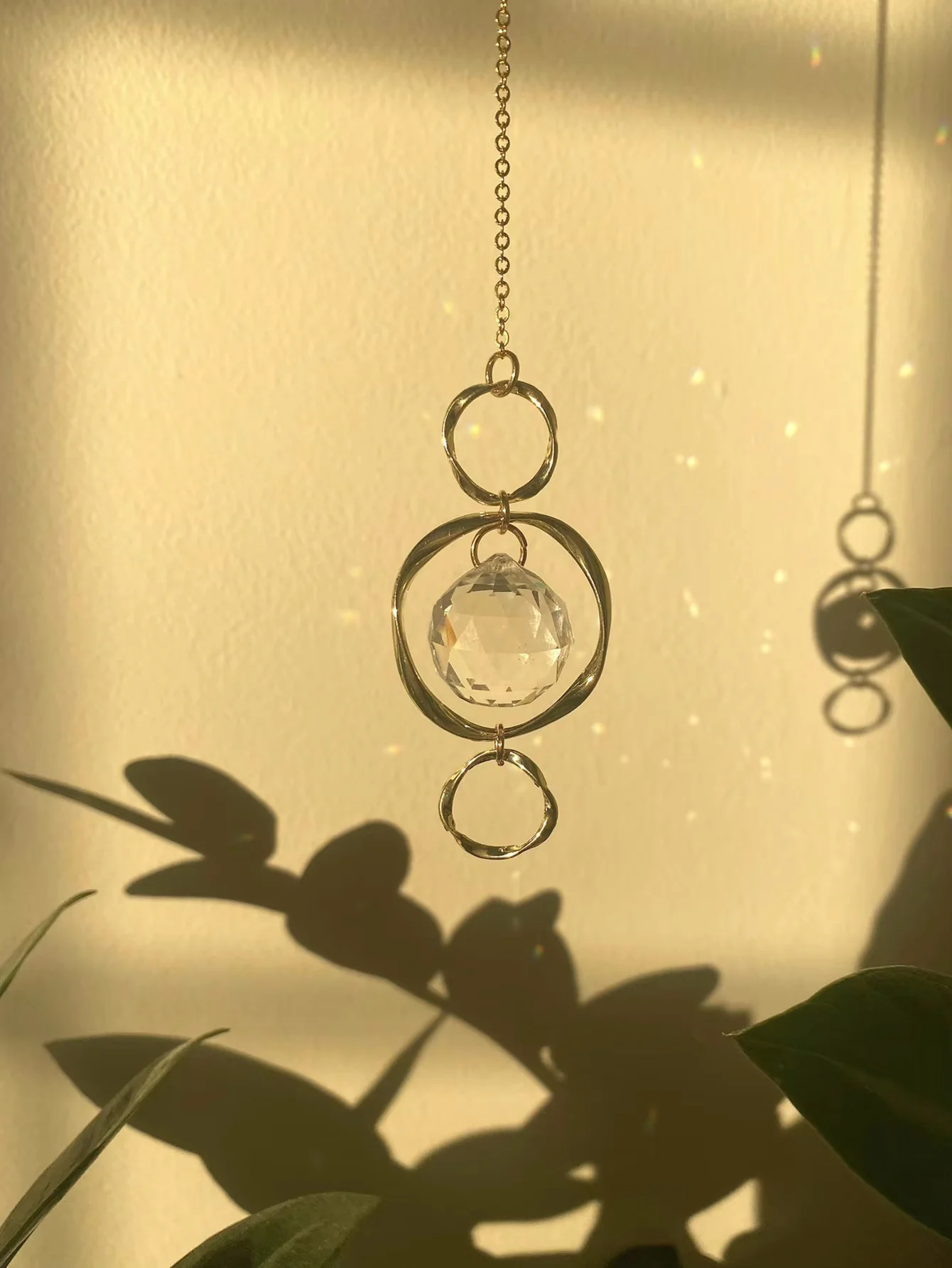 Cristal suncatcher pendurado prisma cristais bola jardim sun catcher janela vitral luz coletor arco-íris fabricante decoração ao ar livre